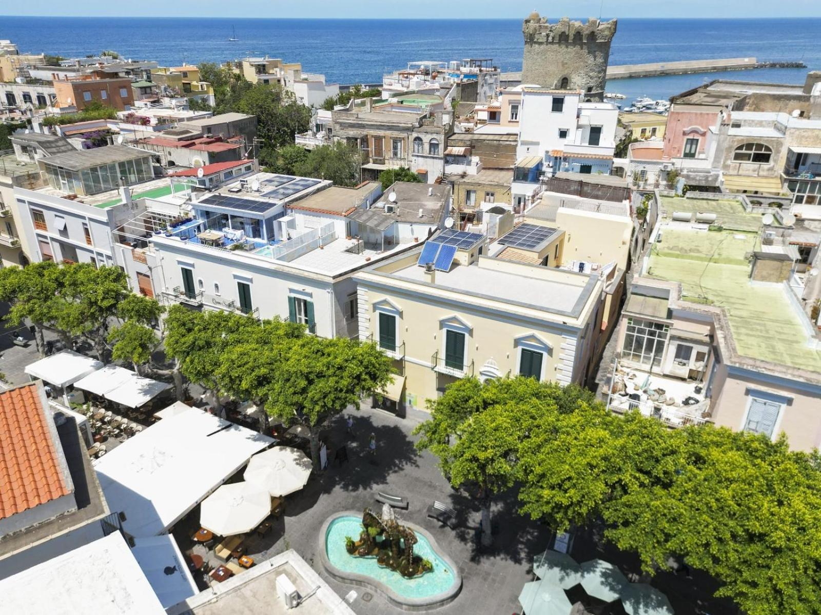 Queen Suite - Luxury Rooms (Adults Only) Forio di Ischia Exteriör bild